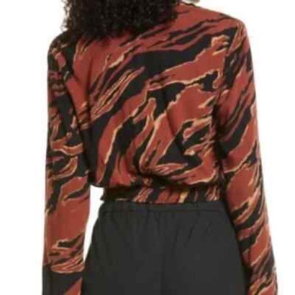 BP | Tiger Wrap Top - Picture 2 of 5
